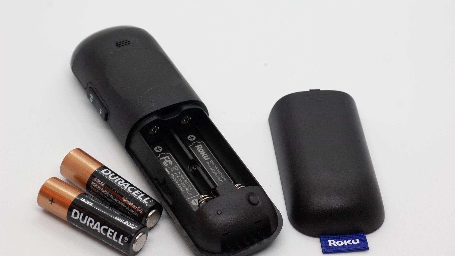 Replacing batteries in Roku to fix the Roku Remote volume not working