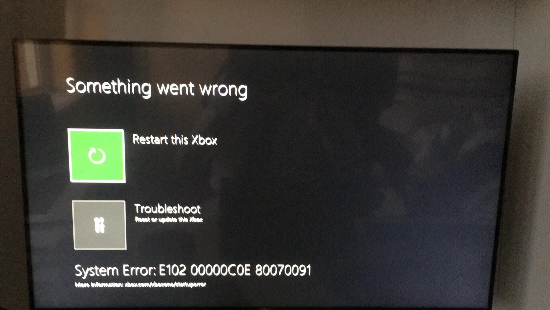 Display message of the Xbox One error code 101-102